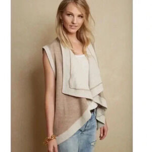 Matilda Jane Beige Shimmer Sleeveless Sweater size Medium